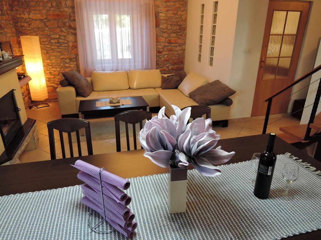Rural House Gluic Villa Bogatic Room photo